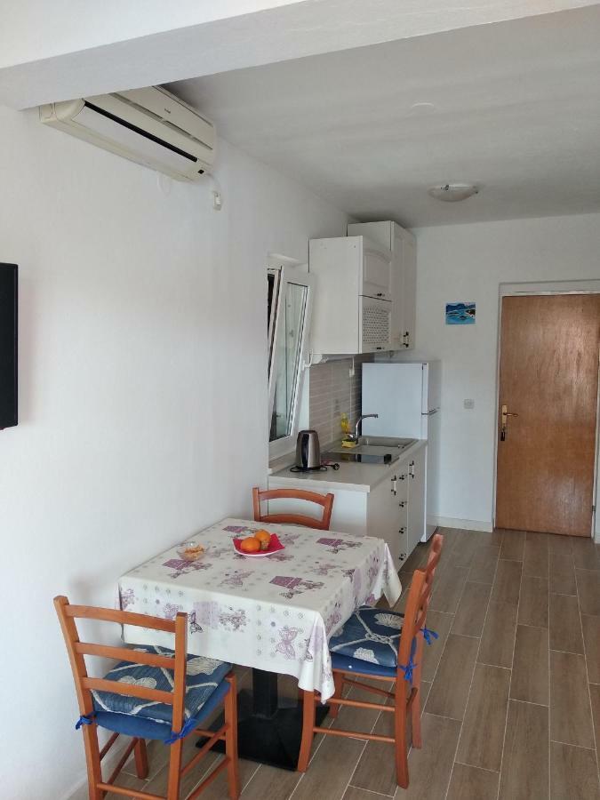 Apartments Luka Lumbarda Exterior foto